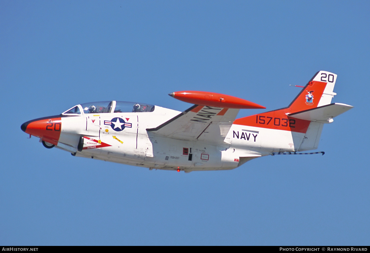 Aircraft Photo of 157032 | North American Rockwell T-2C Buckeye | USA - Navy | AirHistory.net #422185
