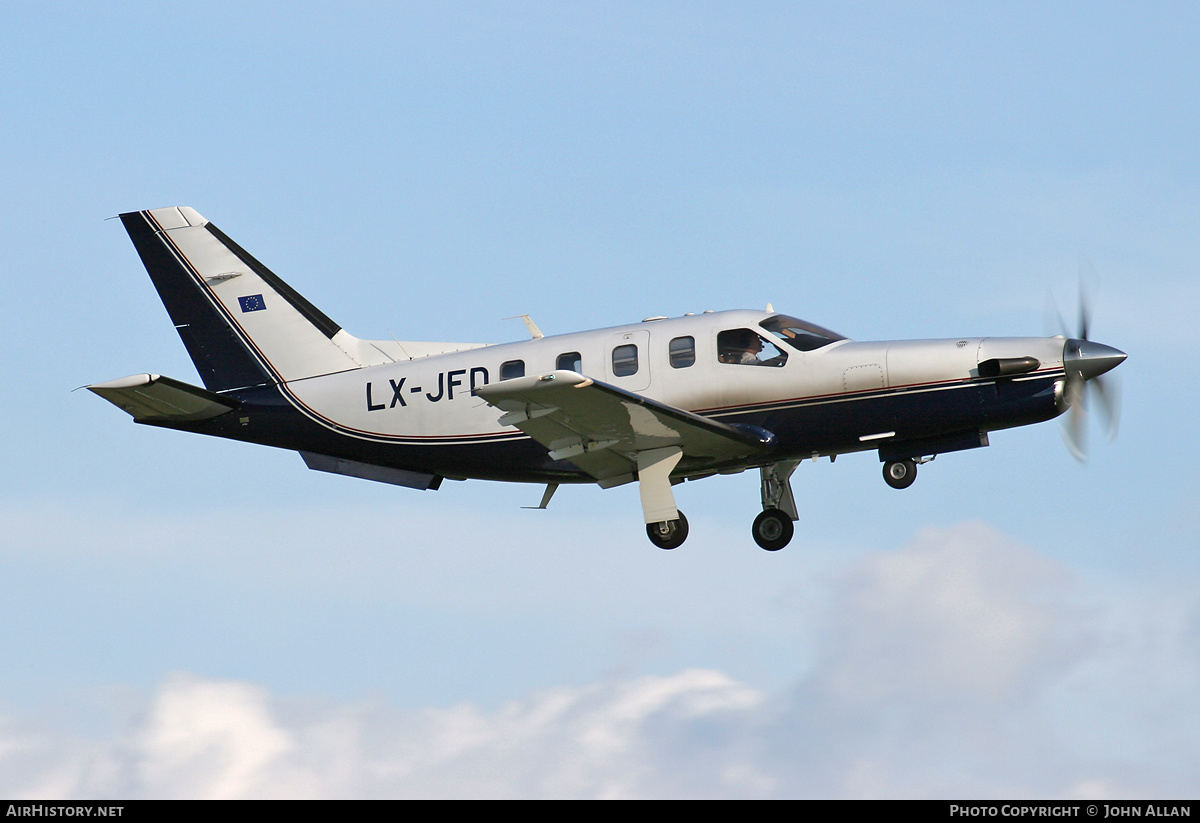 Aircraft Photo of LX-JFD | Socata TBM-700 | AirHistory.net #422267