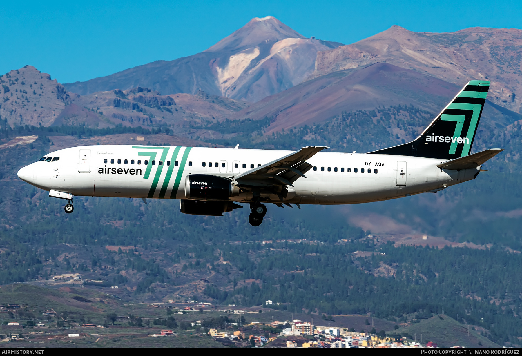 Aircraft Photo of OY-ASA | Boeing 737-405 | Airseven | AirHistory.net #422270