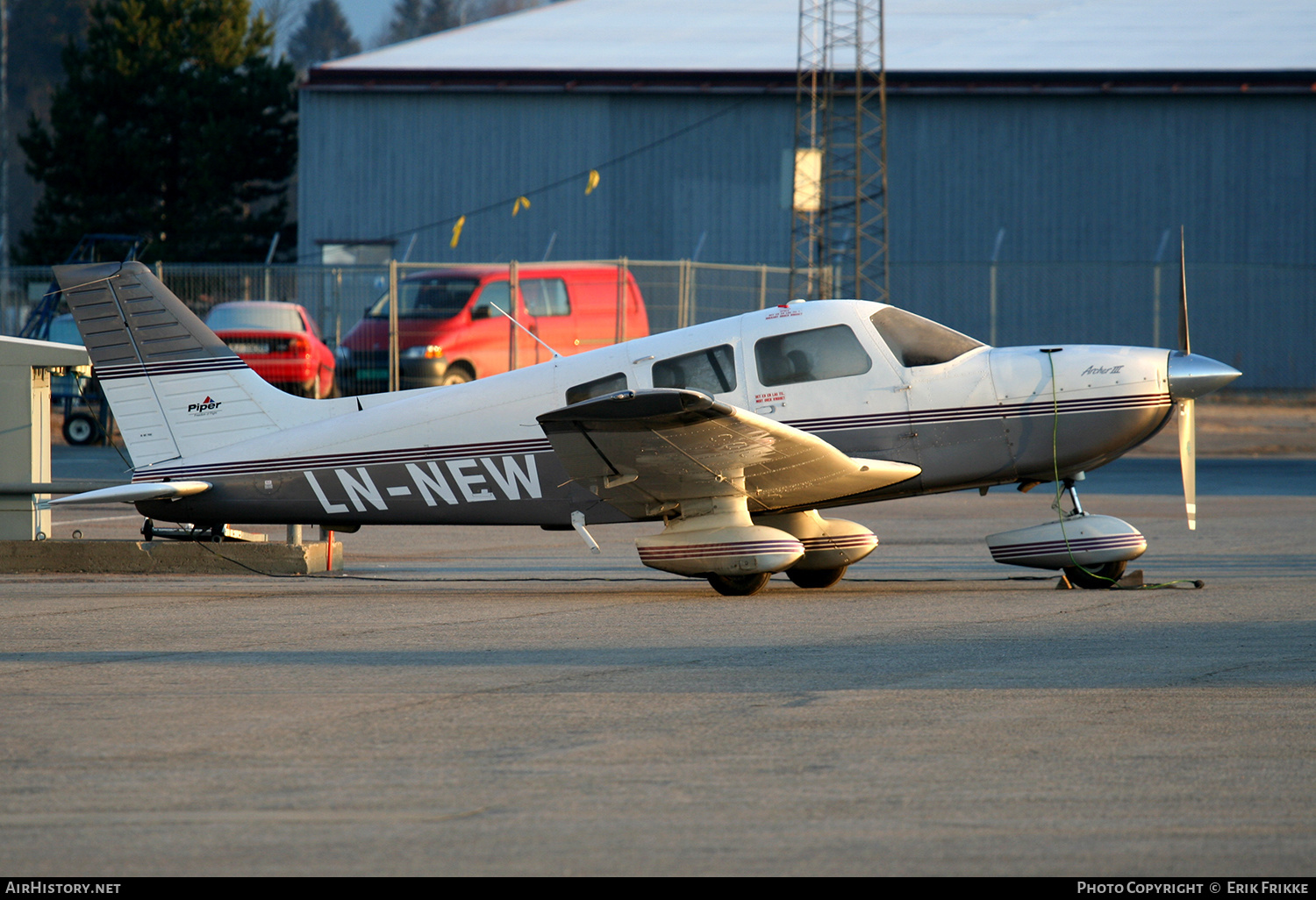 Aircraft Photo of LN-NEW | Piper PA-28-181 Archer III | AirHistory.net #422272