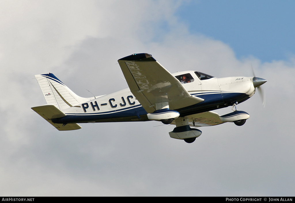Aircraft Photo of PH-CJC | Piper PA-28-181 Archer III | AirHistory.net #422288