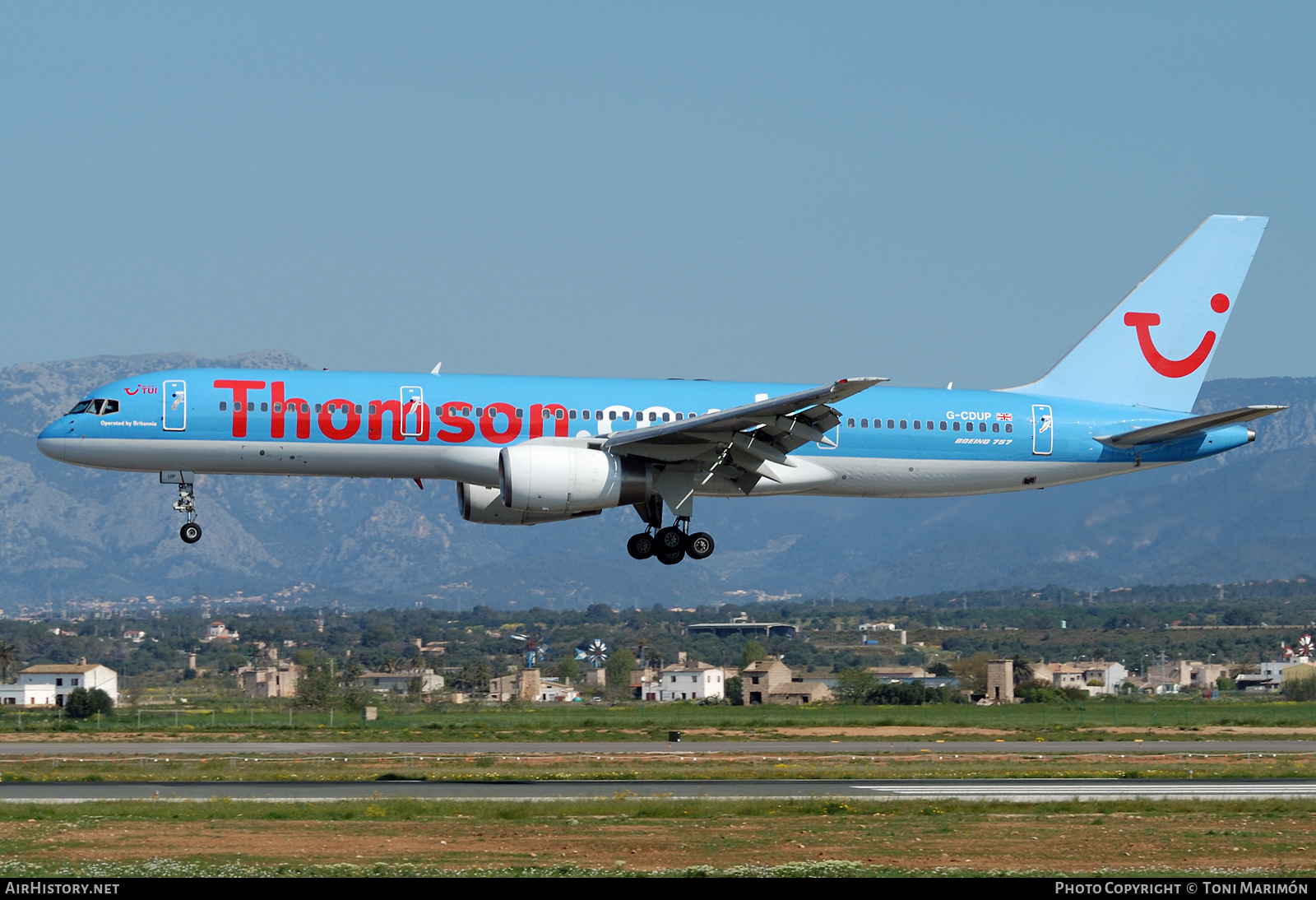 Aircraft Photo of G-CDUP | Boeing 757-236 | Thomson Airways | AirHistory.net #422303