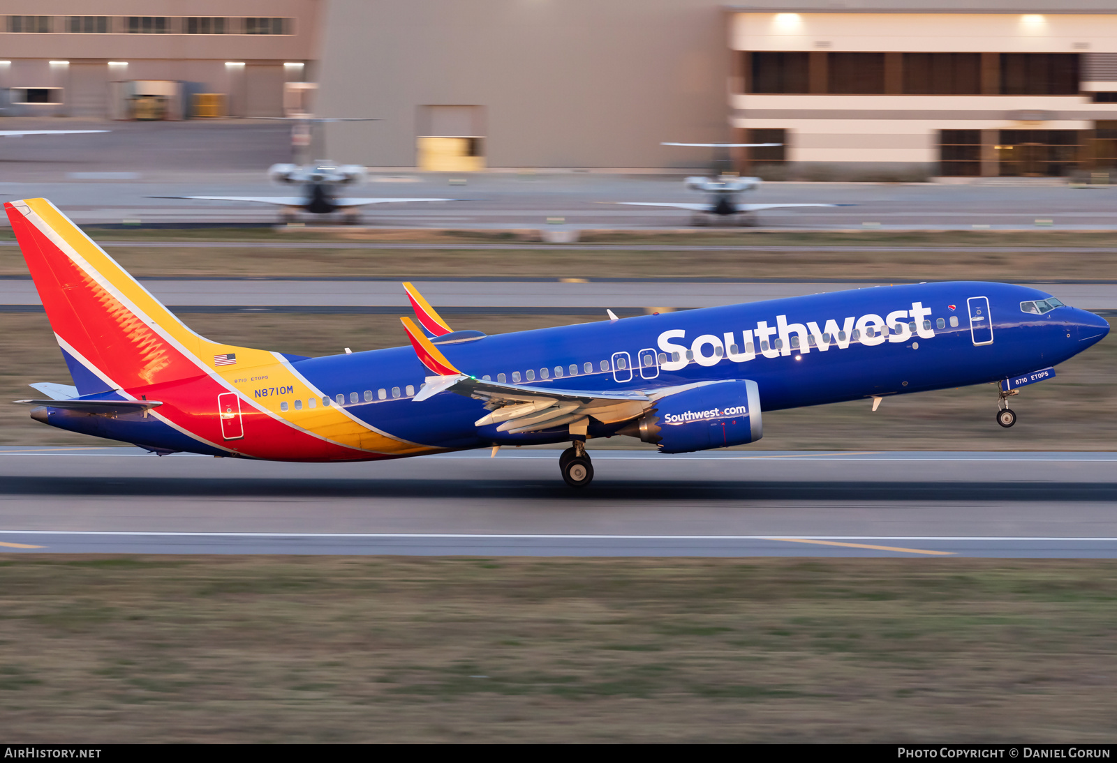 Aircraft Photo of N8710M | Boeing 737-8 Max 8 | Southwest Airlines | AirHistory.net #422329