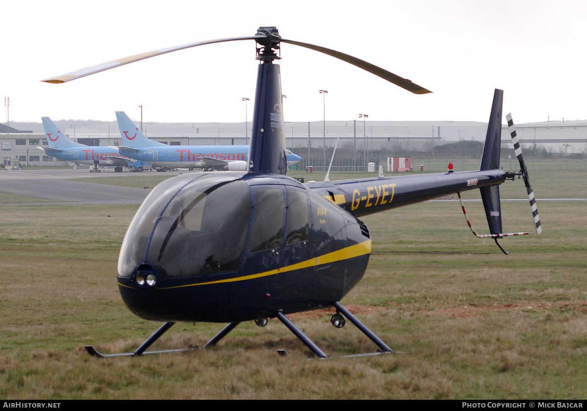 Aircraft Photo of G-EYET | Robinson R-44 Astro | AirHistory.net #422371