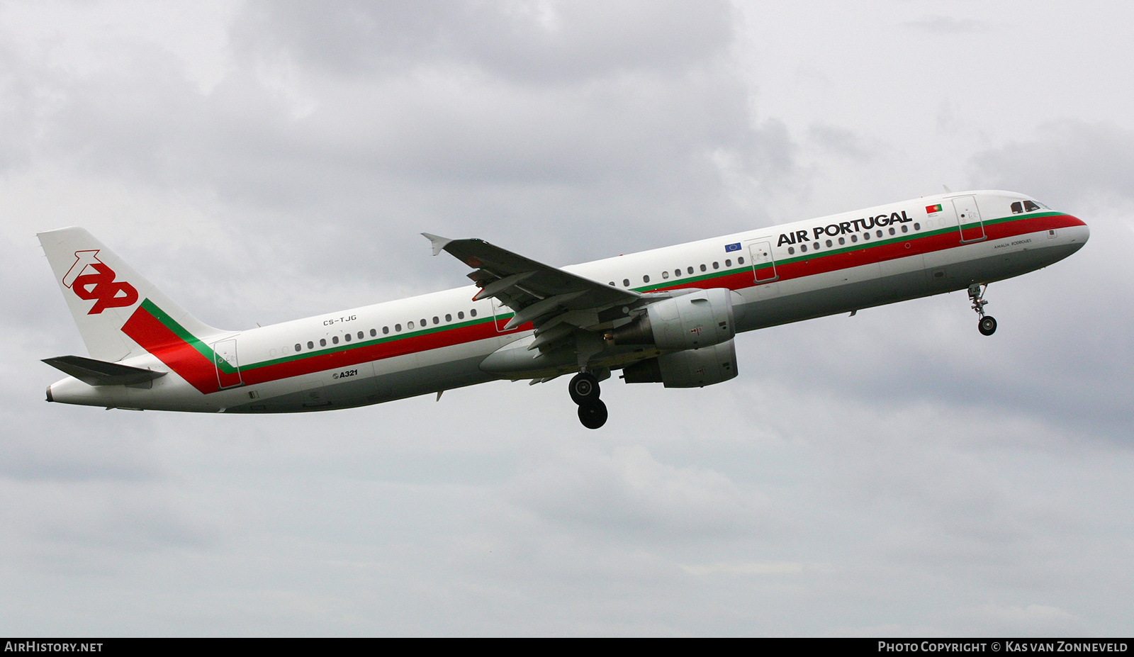 Aircraft Photo of CS-TJG | Airbus A321-211 | TAP Air Portugal | AirHistory.net #422447