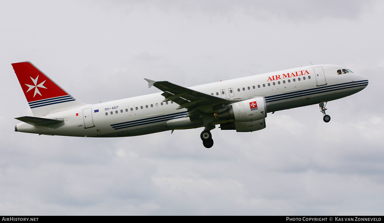 Aircraft Photo of 9H-AEF | Airbus A320-214 | Air Malta | AirHistory.net #422448