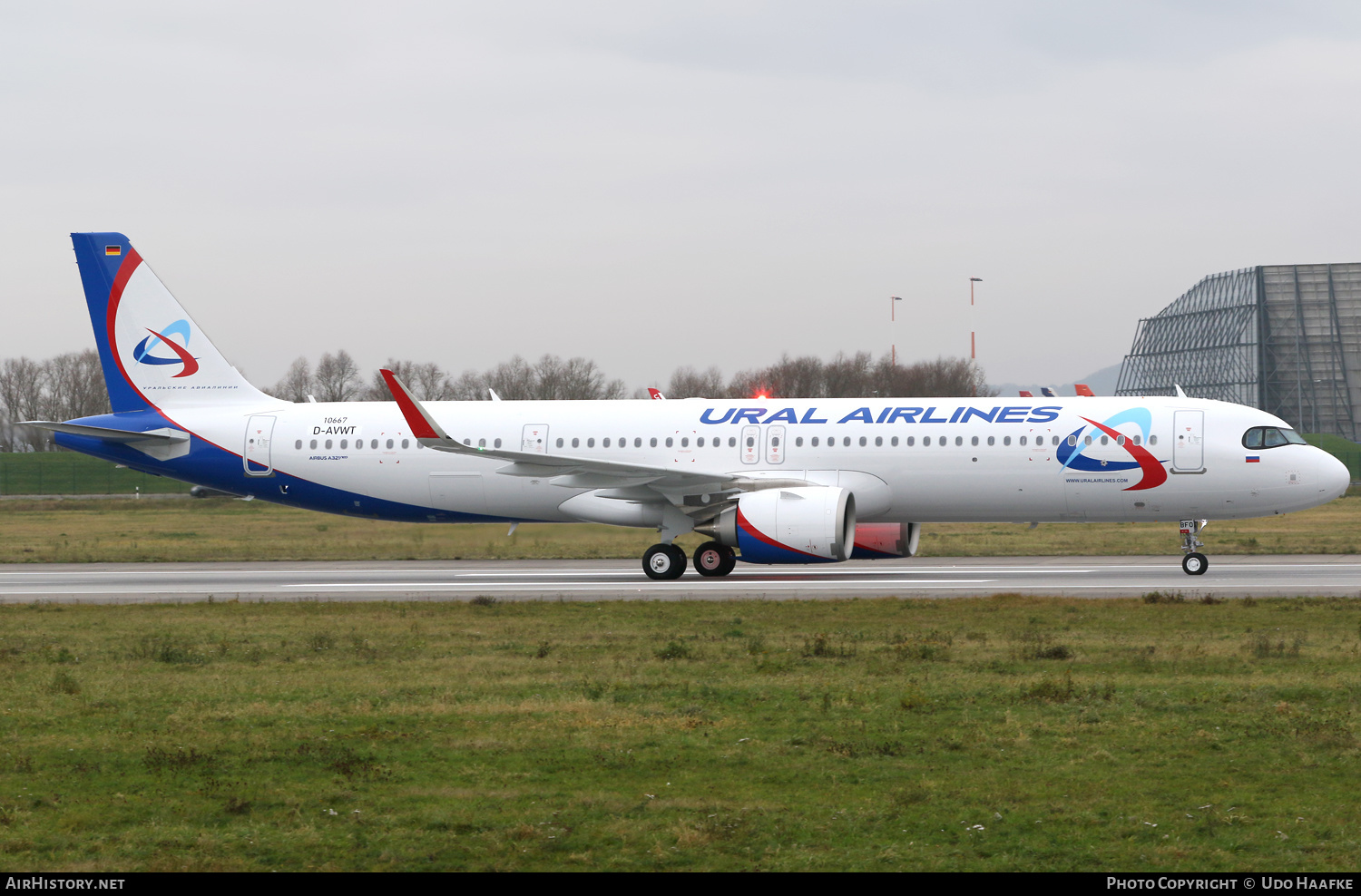 Aircraft Photo of D-AVWT / VQ-BFO | Airbus A321-251NX | Ural Airlines | AirHistory.net #422504