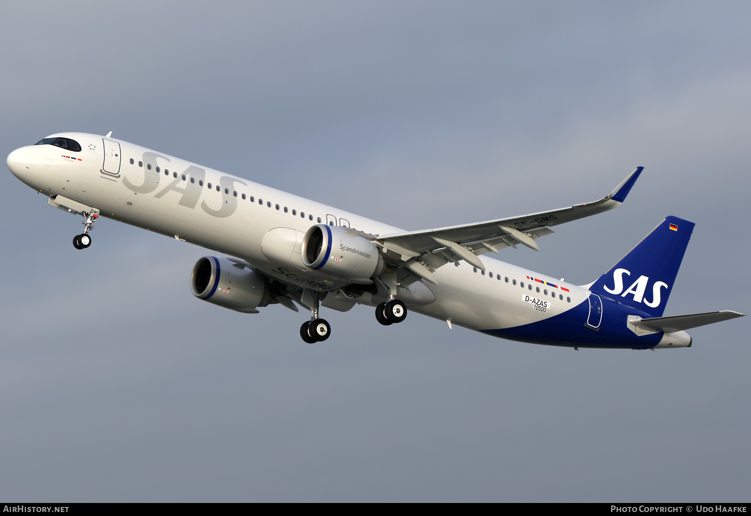 Aircraft Photo of D-AZAS / SE-DMS | Airbus A321-253NX | Scandinavian Airlines - SAS | AirHistory.net #422518