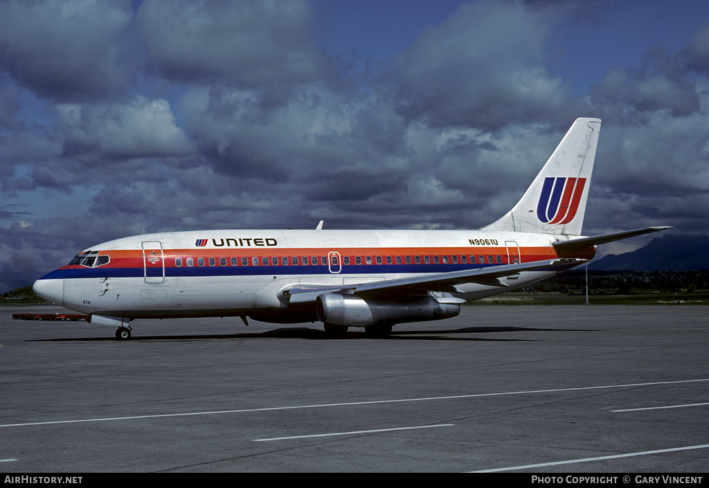Aircraft Photo of N9061U | Boeing 737-222 | United Airlines | AirHistory.net #422573