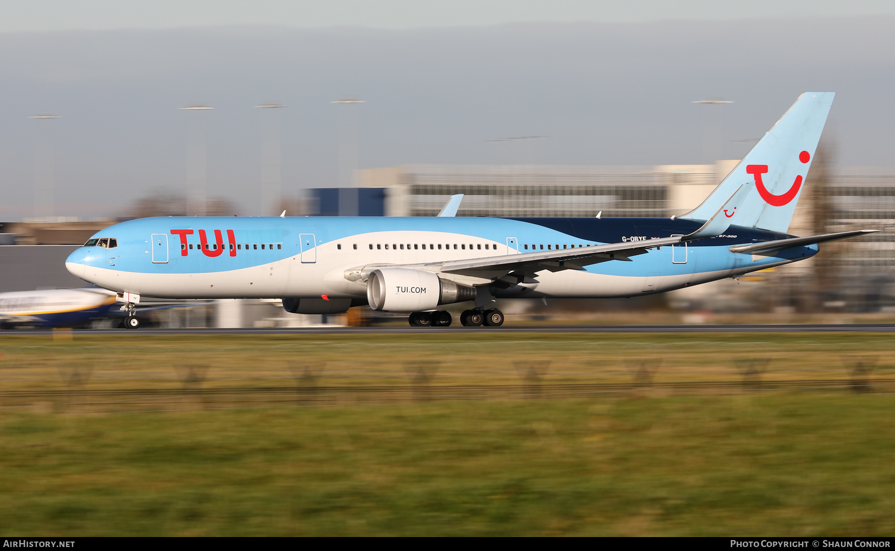 Aircraft Photo of G-OBYF | Boeing 767-304/ER | TUI | AirHistory.net #422703