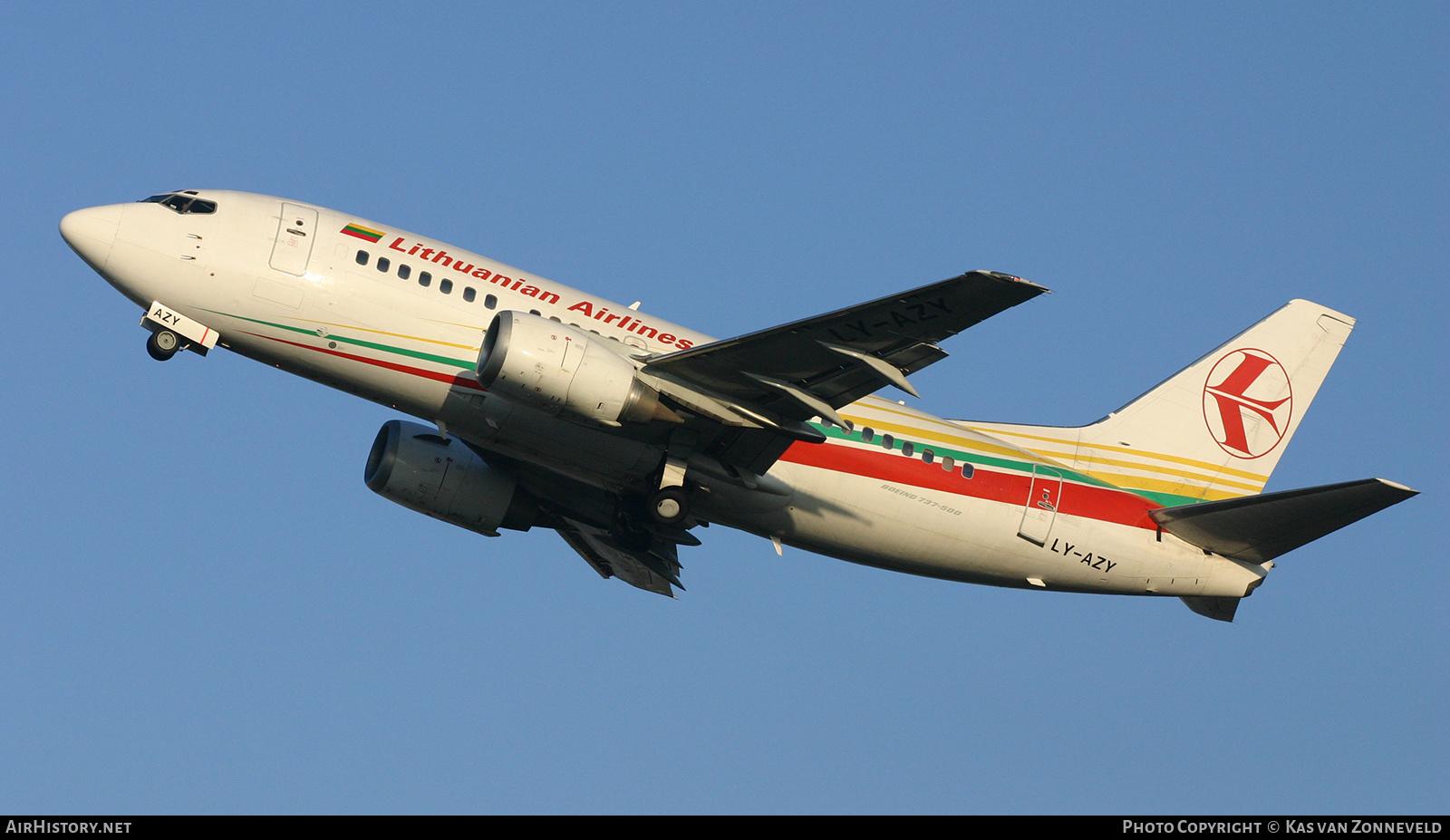 Aircraft Photo of LY-AZY | Boeing 737-548 | Lithuanian Airlines | AirHistory.net #422744