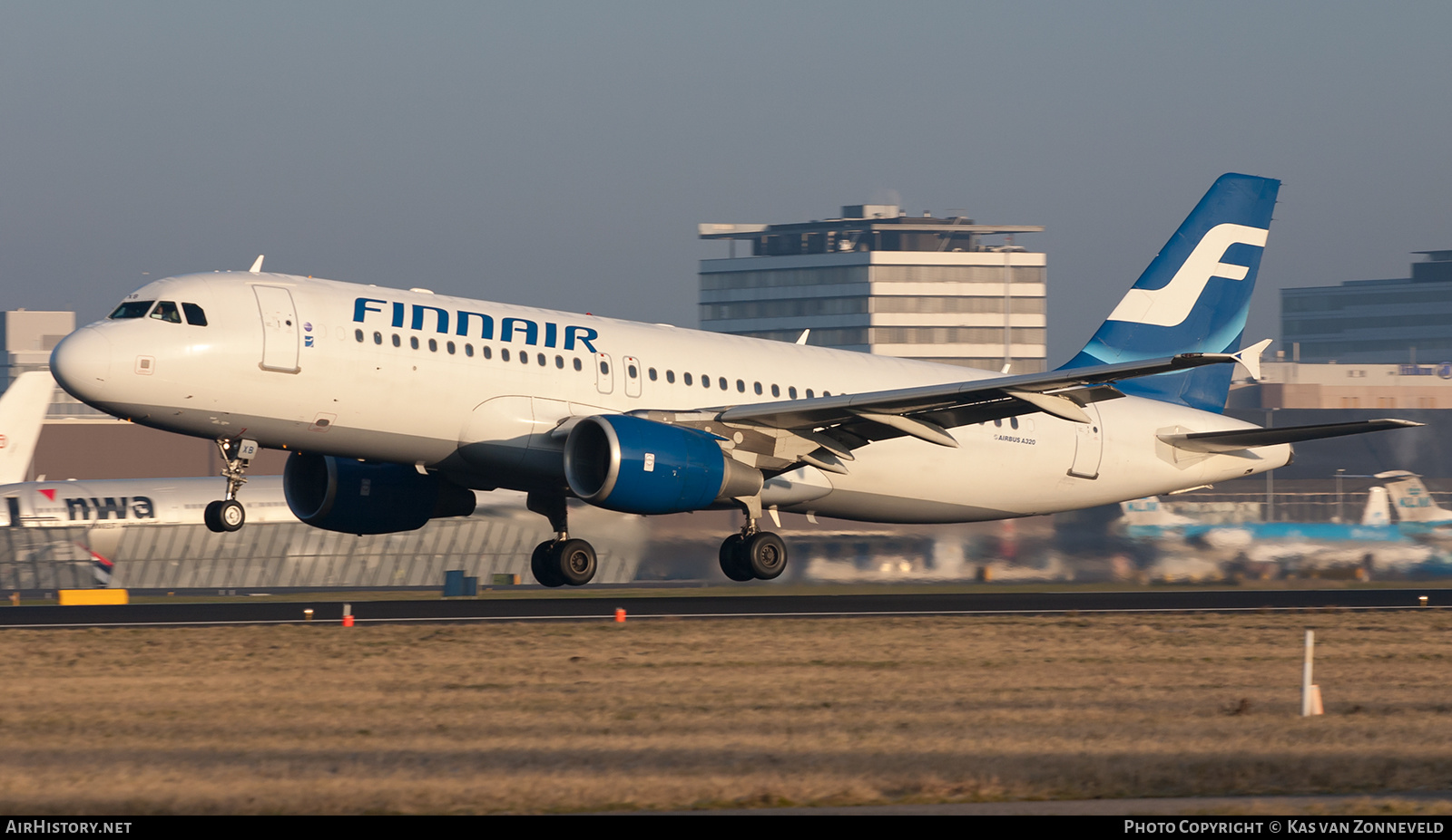 Aircraft Photo of OH-LXB | Airbus A320-214 | Finnair | AirHistory.net #422754