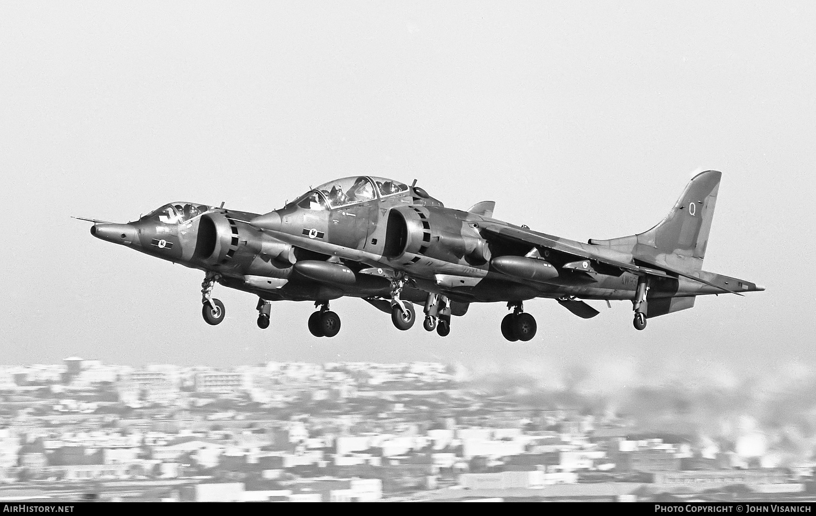 Aircraft Photo of XW933 | Hawker Siddeley Harrier T4 | UK - Air Force | AirHistory.net #422924