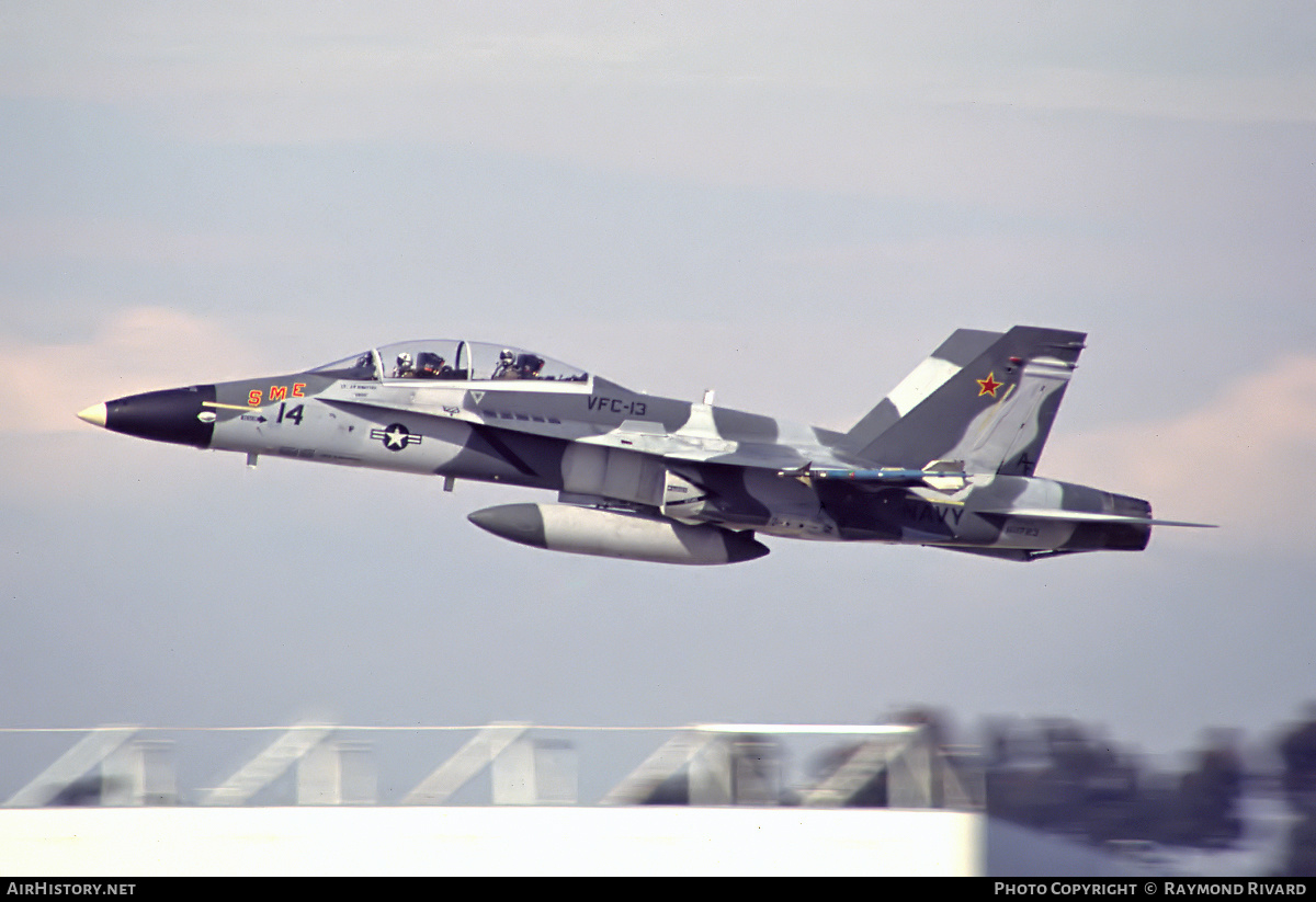 Aircraft Photo of 161723 | McDonnell Douglas F/A-18B Hornet | USA - Navy | AirHistory.net #423031