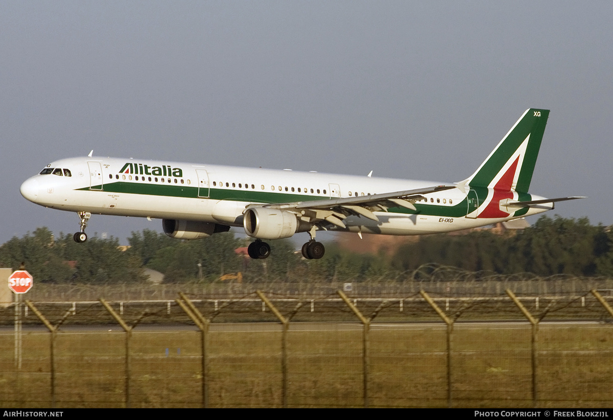 Aircraft Photo of EI-IXG | Airbus A321-112 | Alitalia | AirHistory.net #423053