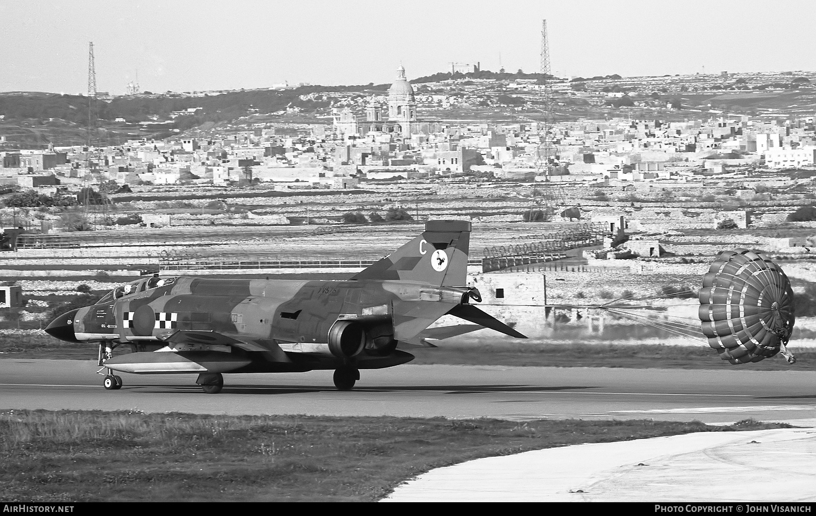 Aircraft Photo of XV575 | McDonnell Douglas F-4K Phantom FG1 | UK - Air Force | AirHistory.net #423214
