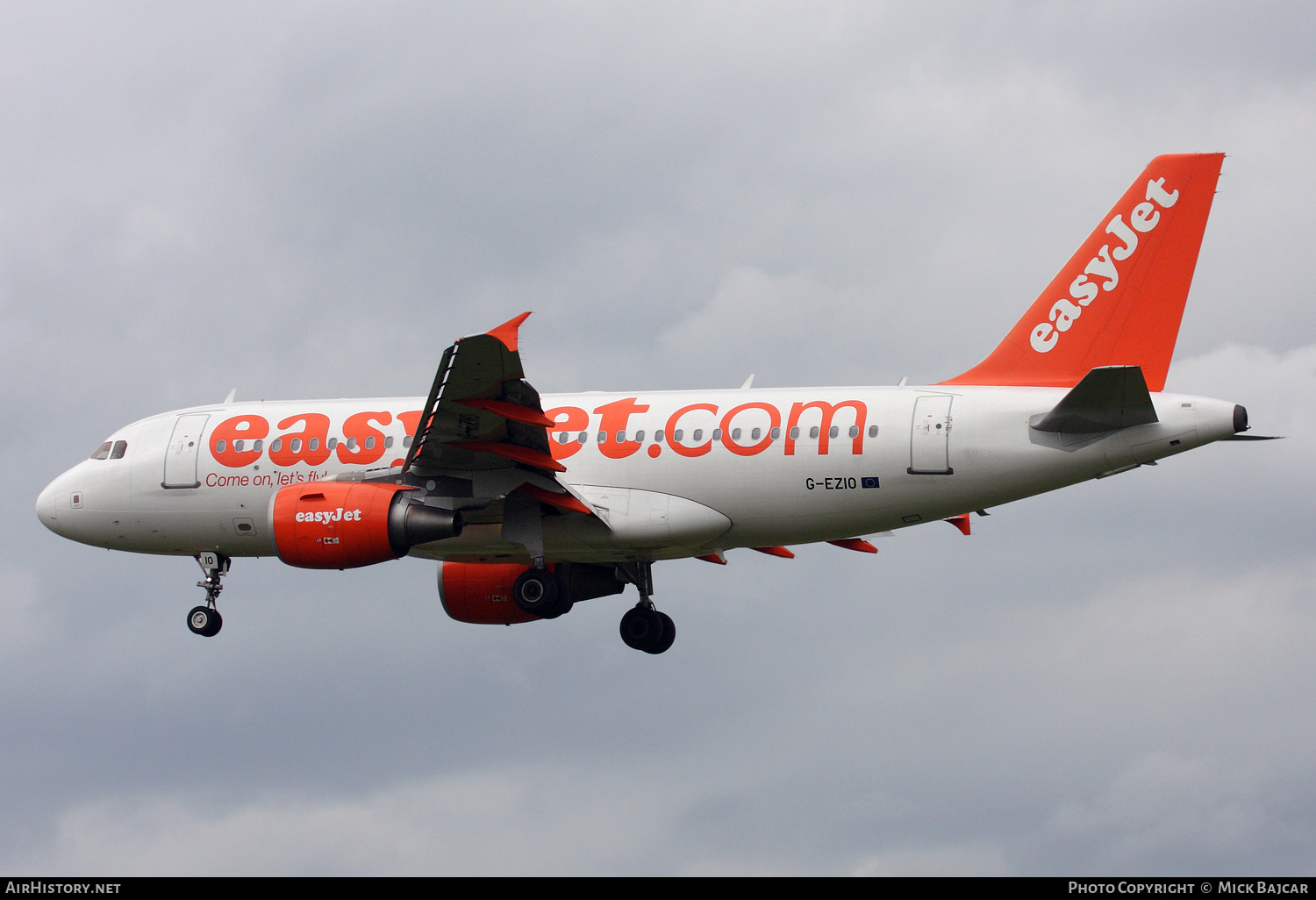 Aircraft Photo of G-EZIO | Airbus A319-111 | EasyJet | AirHistory.net #423273