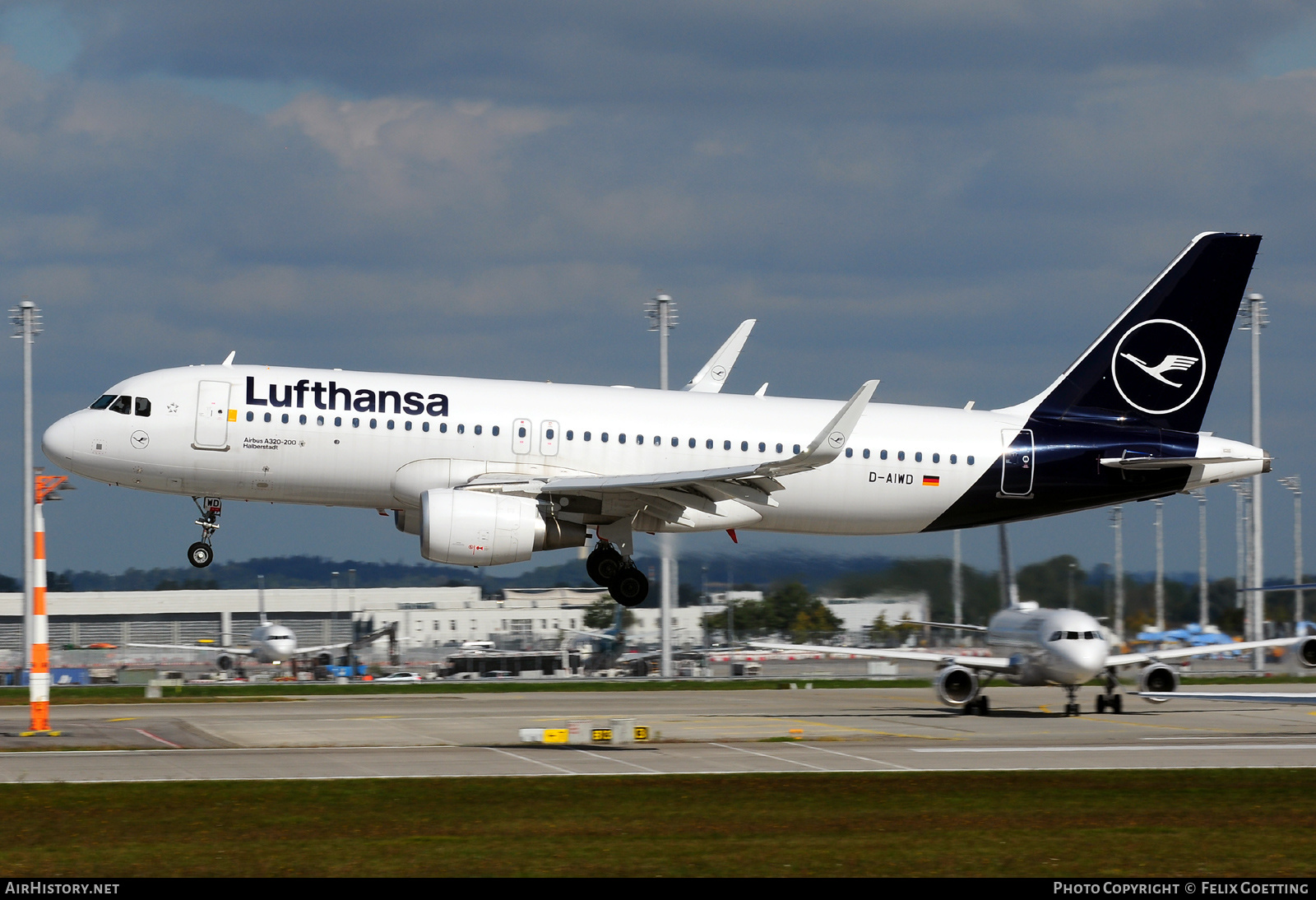 Aircraft Photo of D-AIWD | Airbus A320-214 | Lufthansa | AirHistory.net #423361