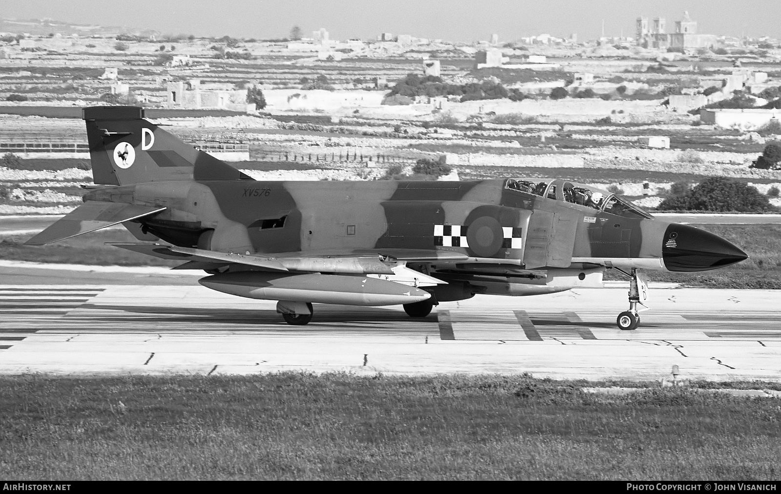Aircraft Photo of XV576 | McDonnell Douglas F-4K Phantom FG1 | UK - Air Force | AirHistory.net #423394