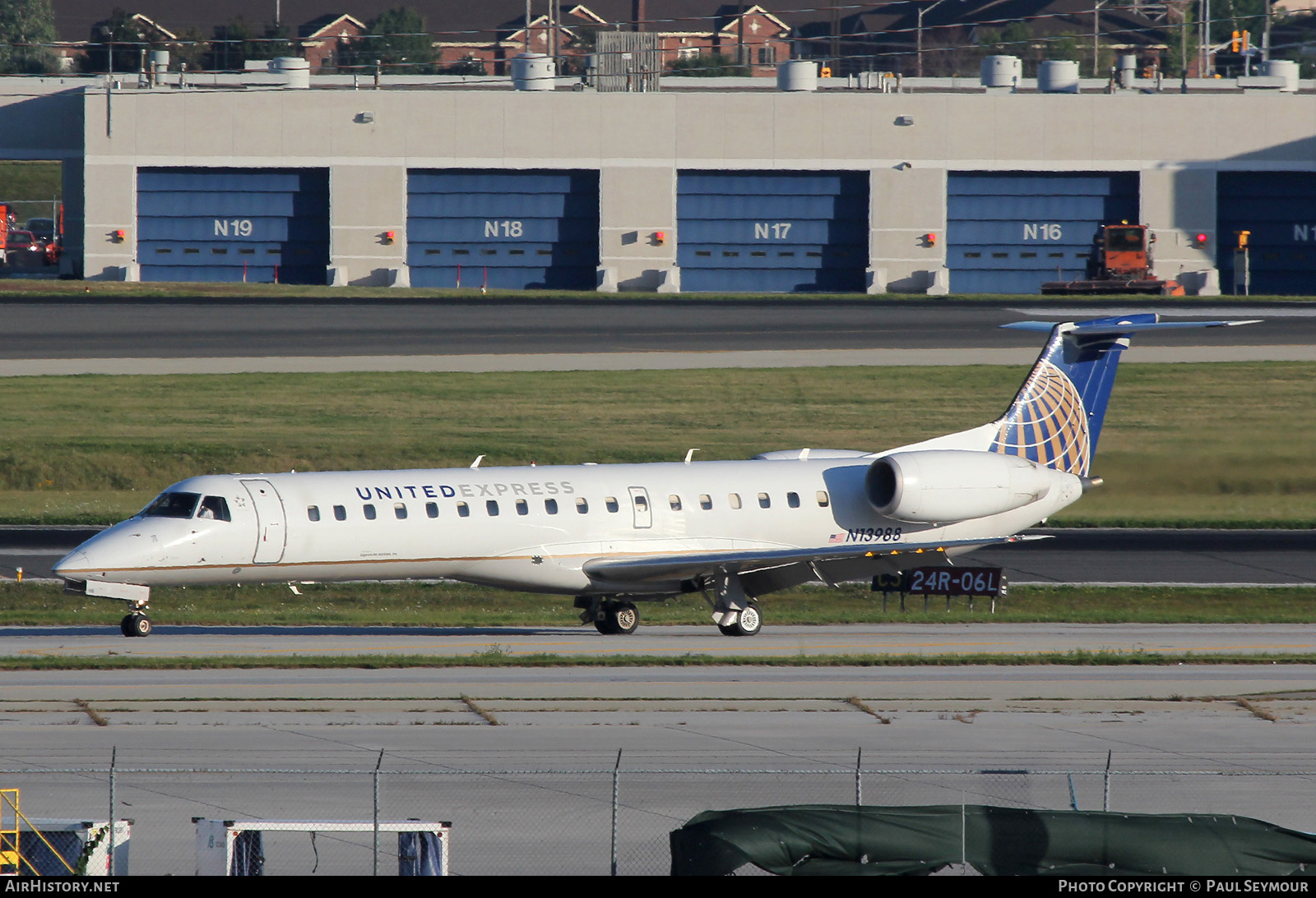 Aircraft Photo of N13988 | Embraer ERJ-145LR (EMB-145LR) | United Express | AirHistory.net #423410