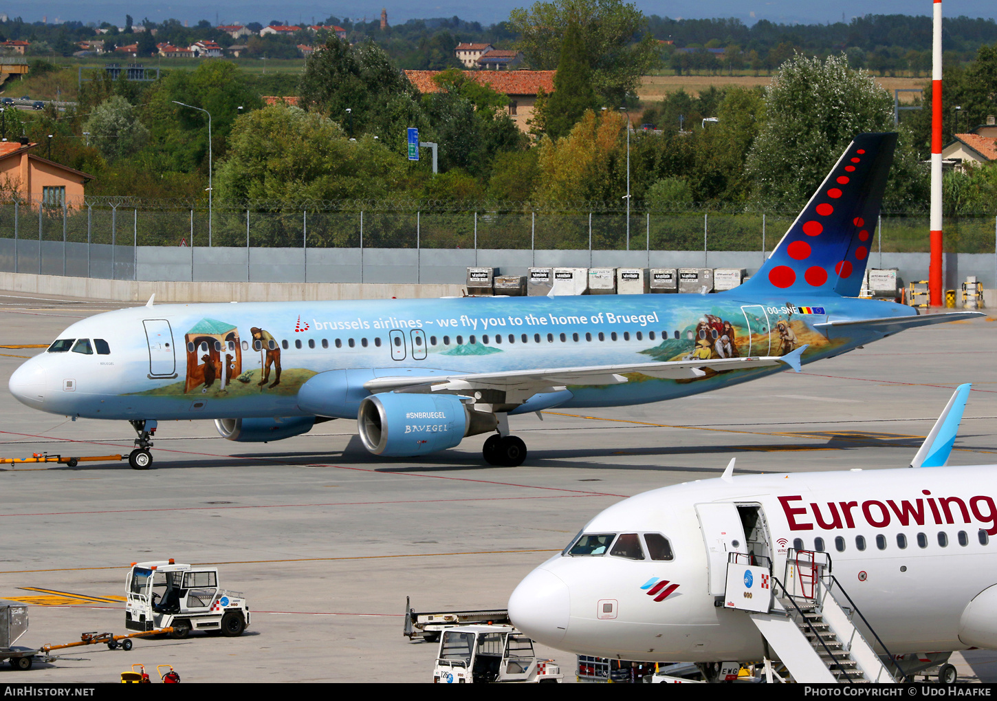 Aircraft Photo of OO-SNE | Airbus A320-214 | Brussels Airlines | AirHistory.net #423483