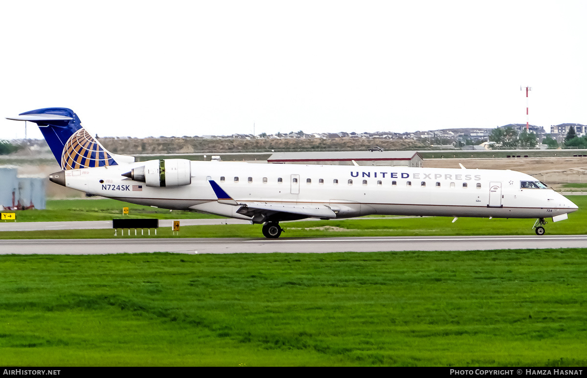 Aircraft Photo of N724SK | Bombardier CRJ-700 (CL-600-2C10) | United Express | AirHistory.net #423523