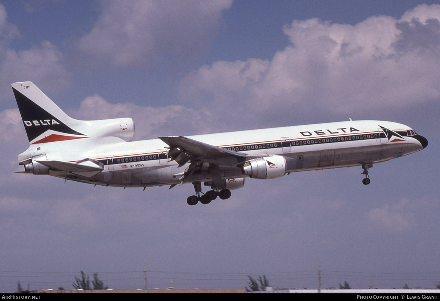 Aircraft Photo of N709DA | Lockheed L-1011-385-1 TriStar 1 | Delta Air Lines | AirHistory.net #423537