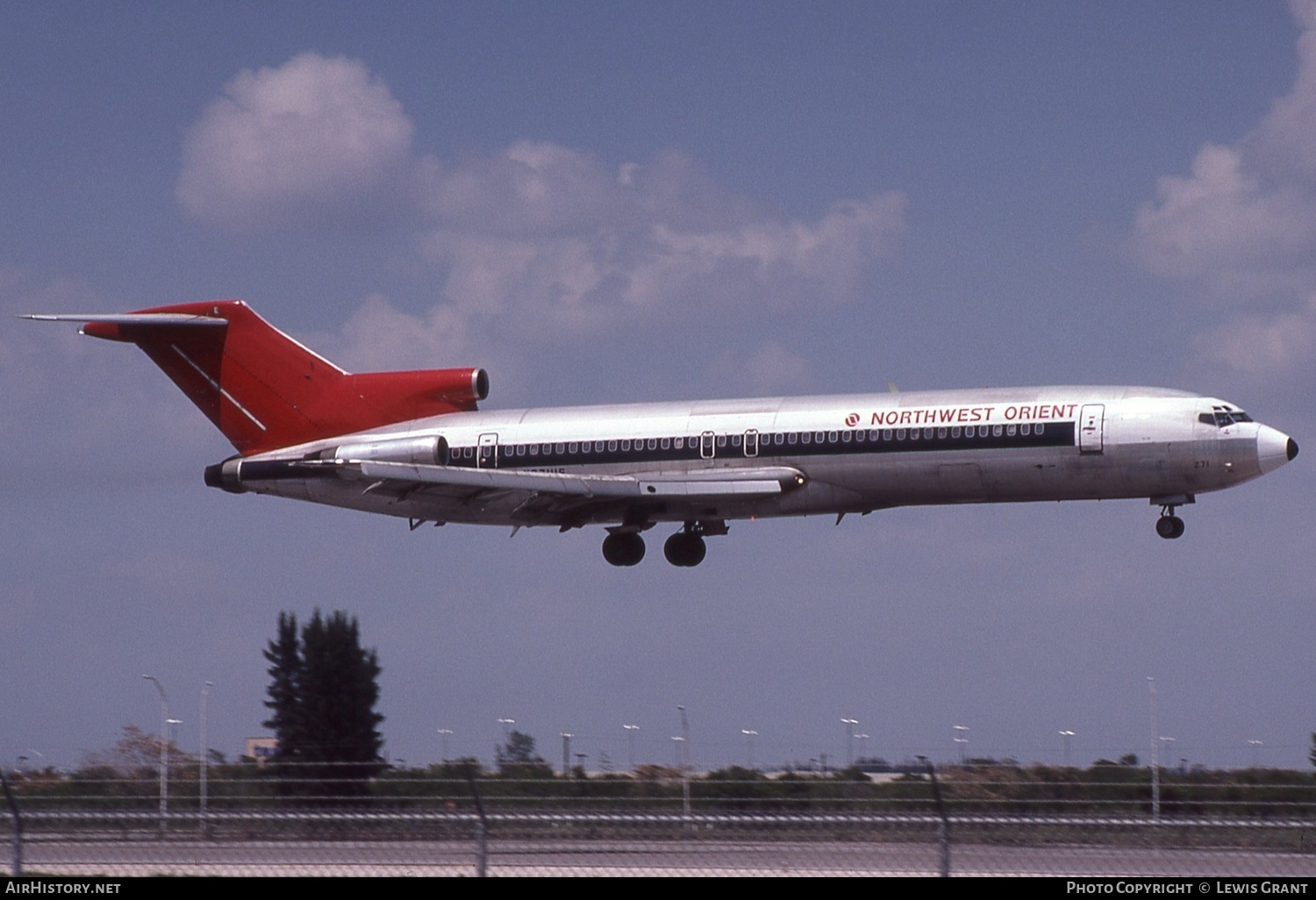 Aircraft Photo of N271US | Boeing 727-251 | Northwest Orient Airlines | AirHistory.net #423538