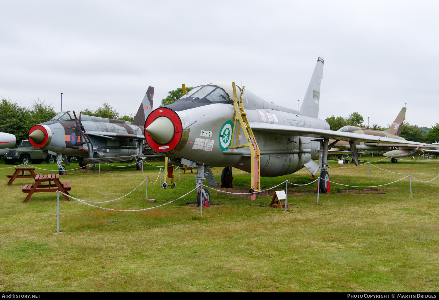 Aircraft Photo of 206 / ٢٠٦ | English Electric Lightning T55 | Saudi Arabia - Air Force | AirHistory.net #423610