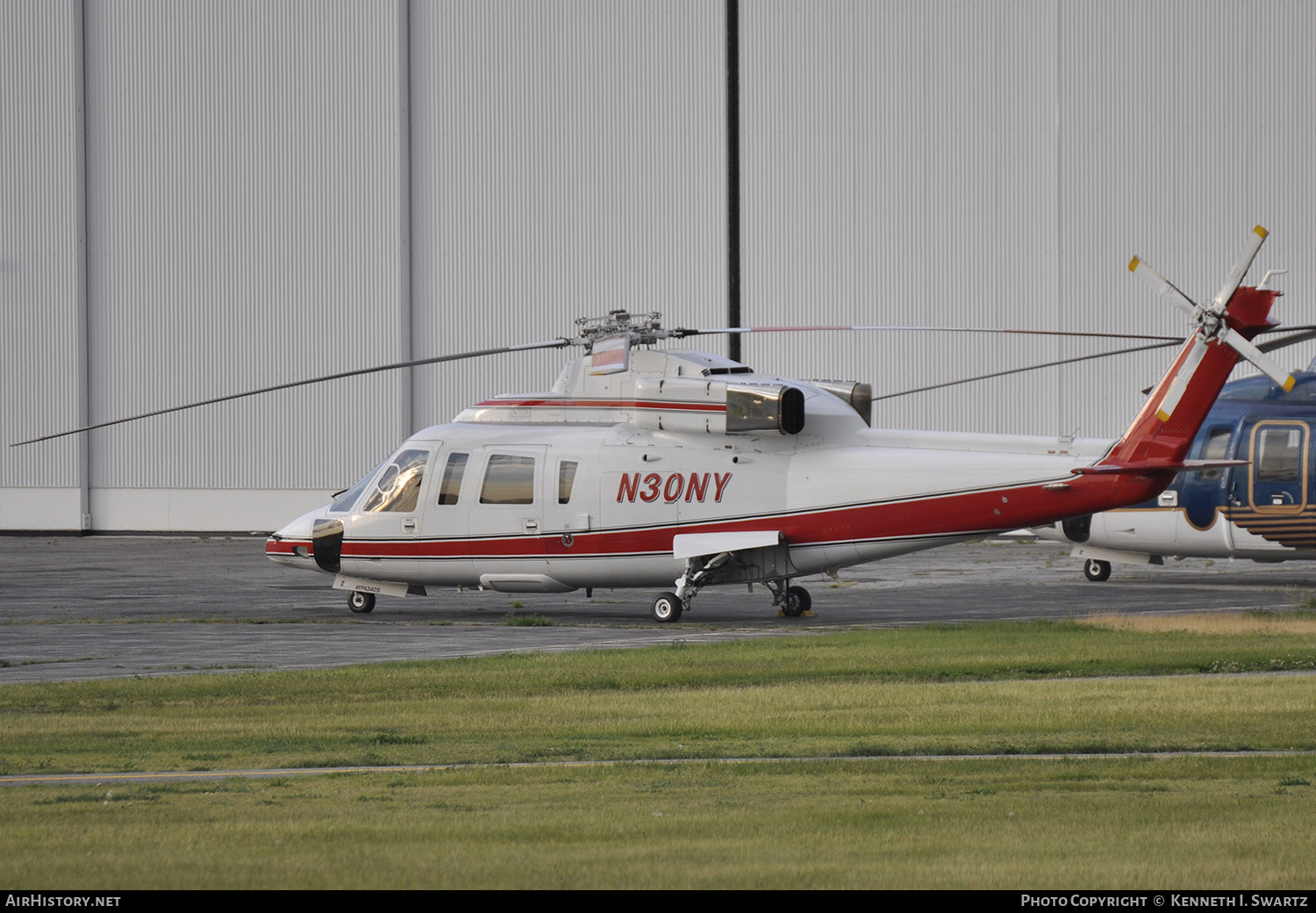 Aircraft Photo of N30NY | Sikorsky S-76B | AirHistory.net #423657