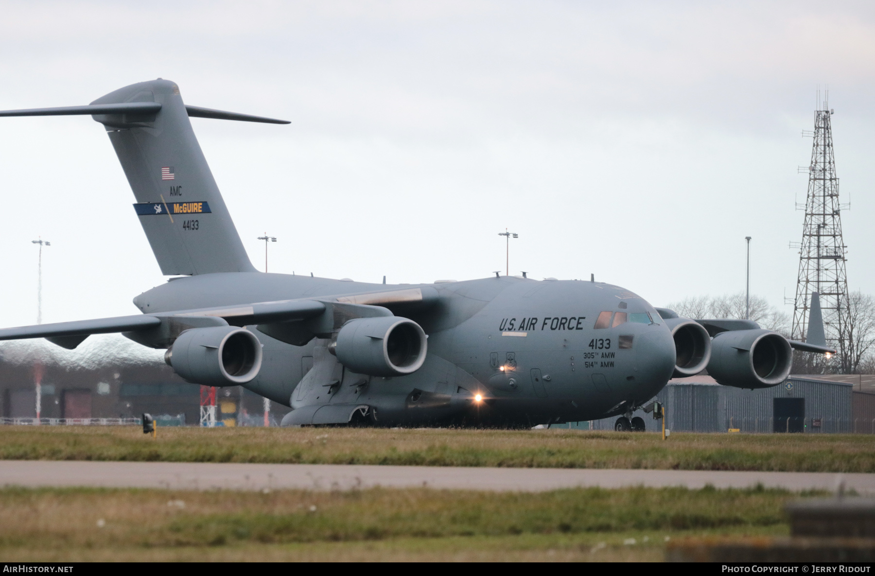 Aircraft Photo of 04-4133 / 44133 | Boeing C-17A Globemaster III | USA - Air Force | AirHistory.net #423673
