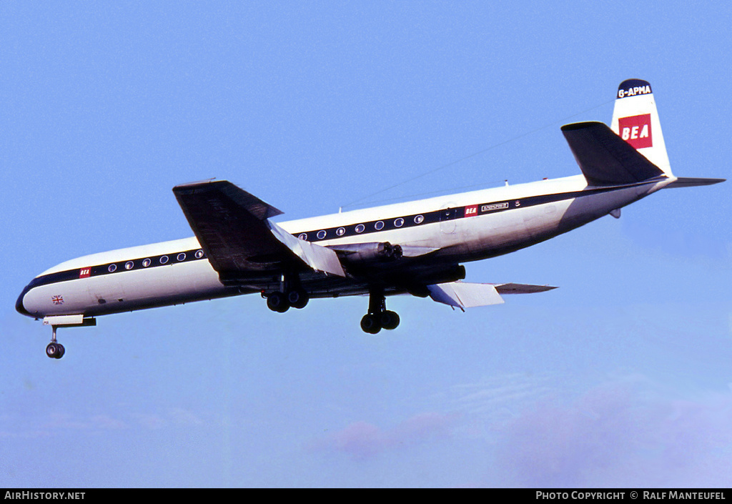 Aircraft Photo of G-APMA | De Havilland D.H. 106 Comet 4B | BEA - British European Airways | AirHistory.net #423736