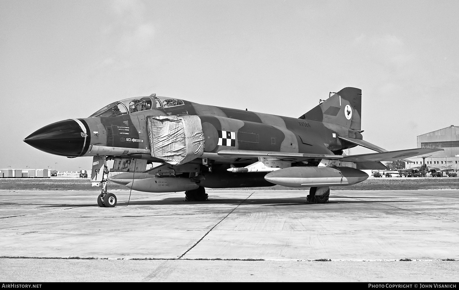 Aircraft Photo of XV584 | McDonnell Douglas F-4K Phantom FG1 | UK - Air Force | AirHistory.net #423752