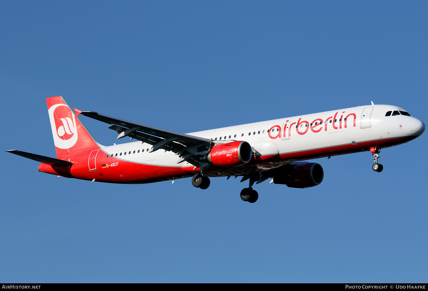 Aircraft Photo of D-ABCF | Airbus A321-211 | Air Berlin | AirHistory.net #423879