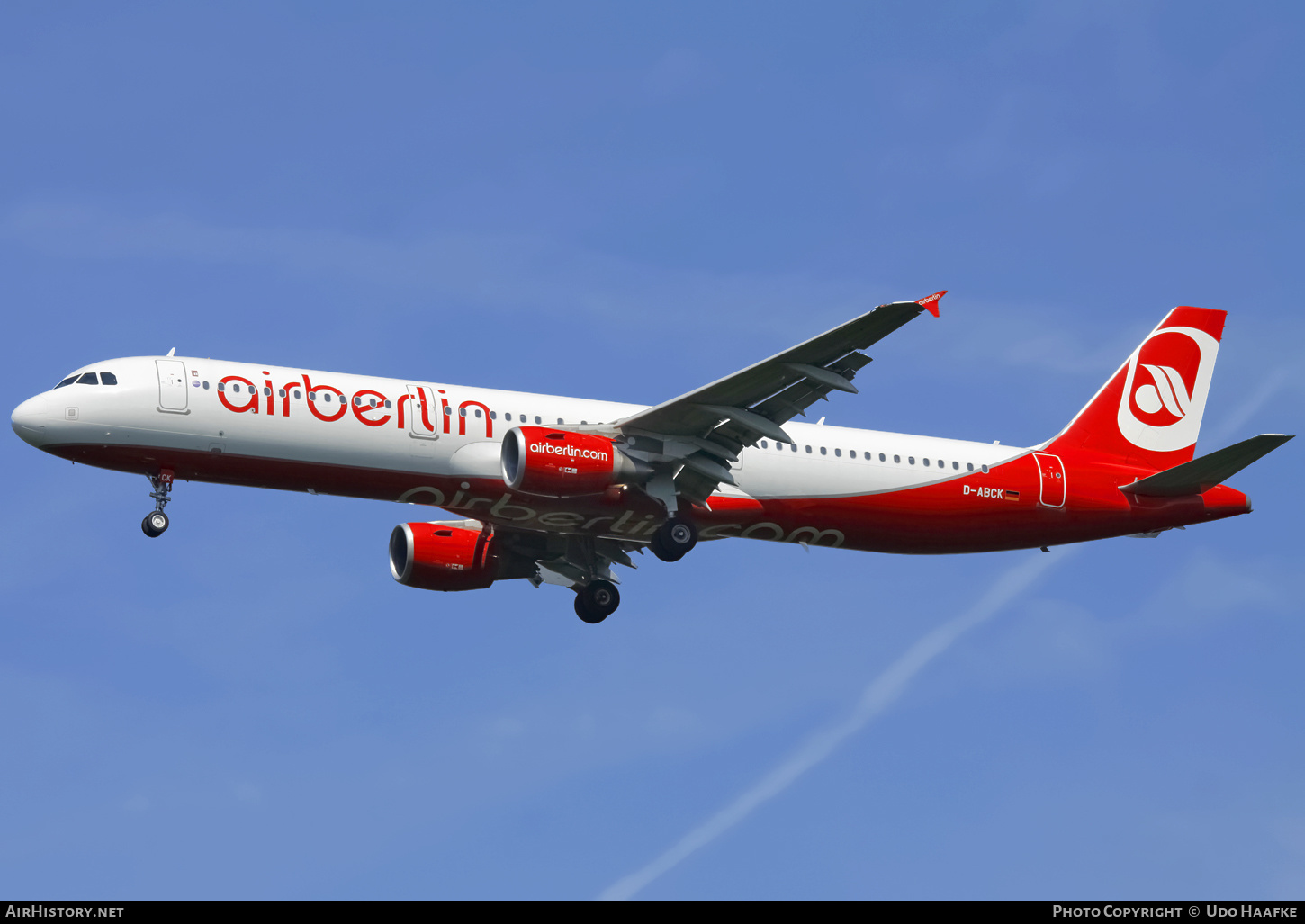 Aircraft Photo of D-ABCK | Airbus A321-211 | Air Berlin | AirHistory.net #423901