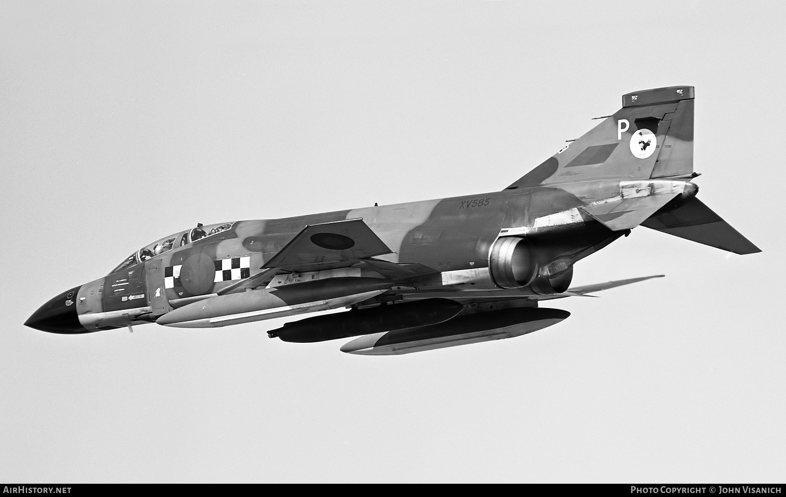 Aircraft Photo of XV585 | McDonnell Douglas F-4K Phantom FG1 | UK - Air Force | AirHistory.net #423924