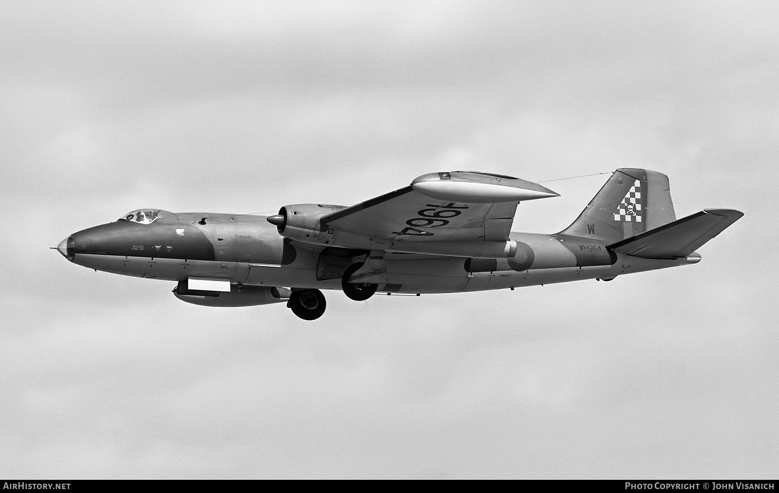 Aircraft Photo of WH964 | English Electric Canberra E15 | UK - Air Force | AirHistory.net #423926