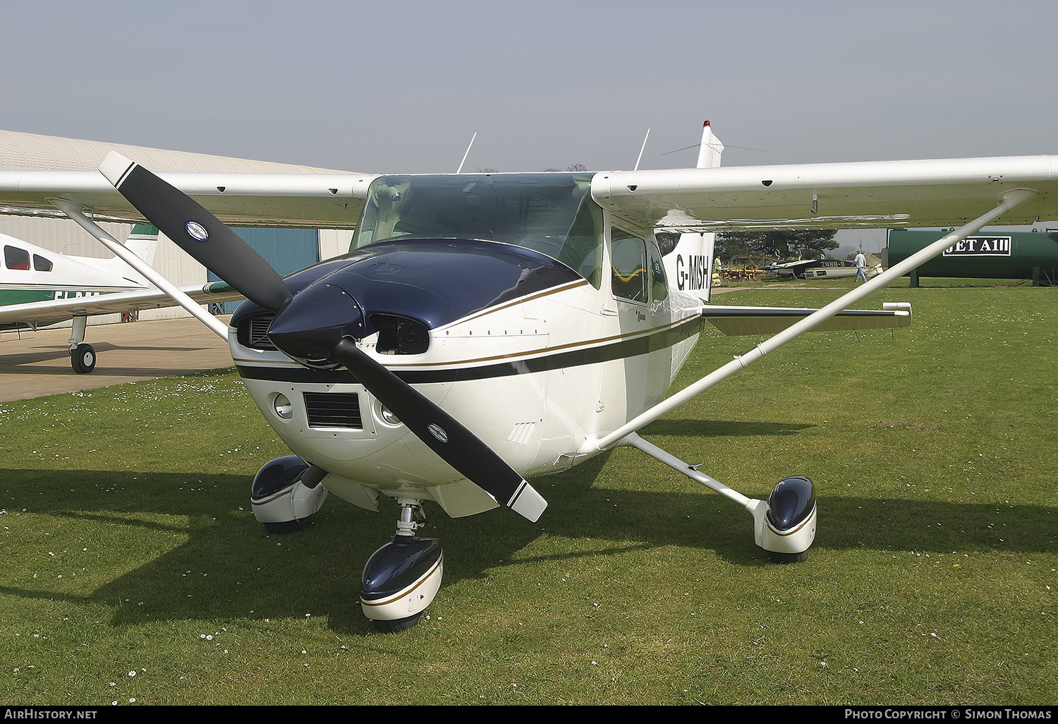 Aircraft Photo of G-MISH | Cessna 182R Skylane | AirHistory.net #423934