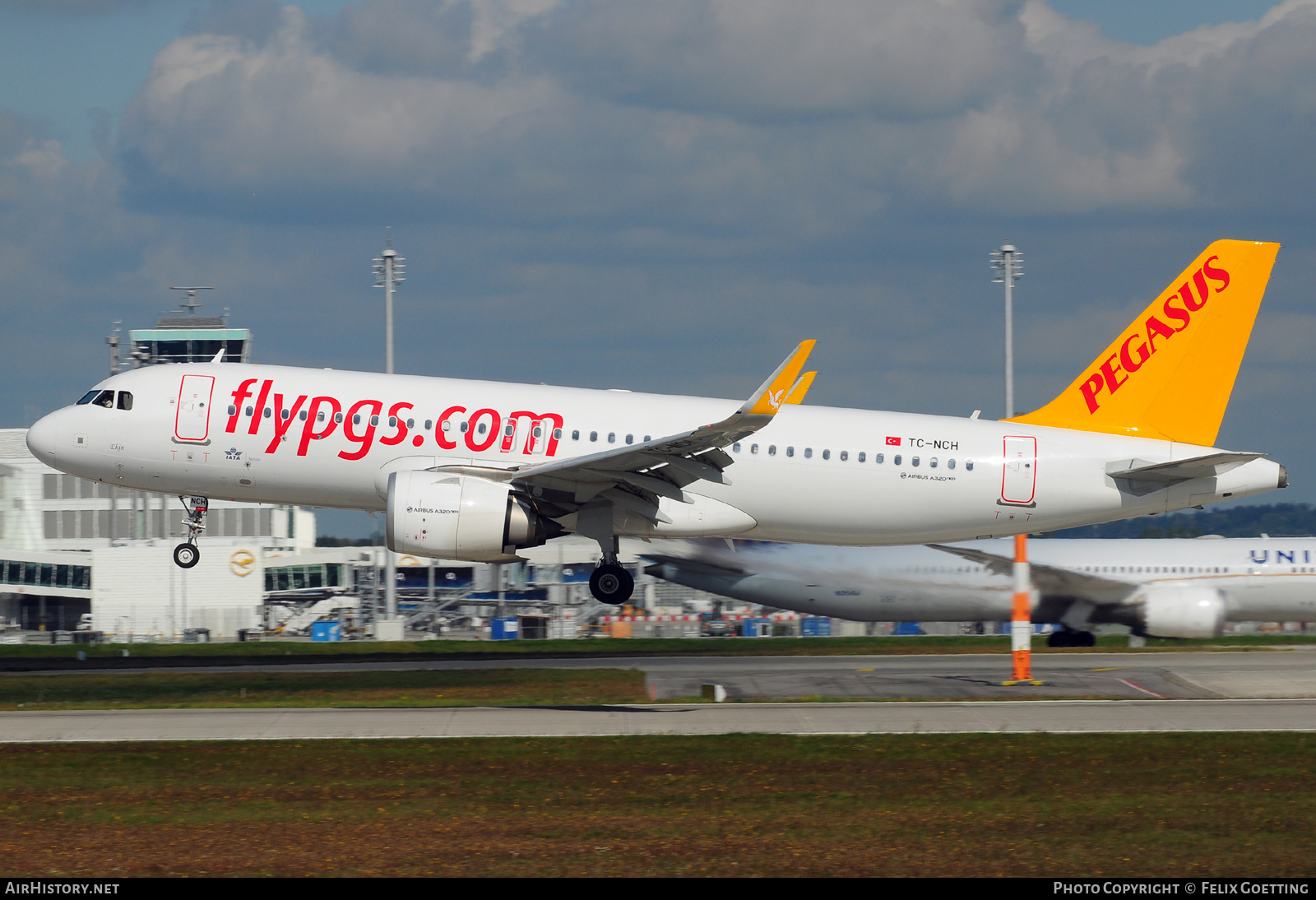 Aircraft Photo of TC-NCH | Airbus A320-251N | Pegasus Airlines | AirHistory.net #424144