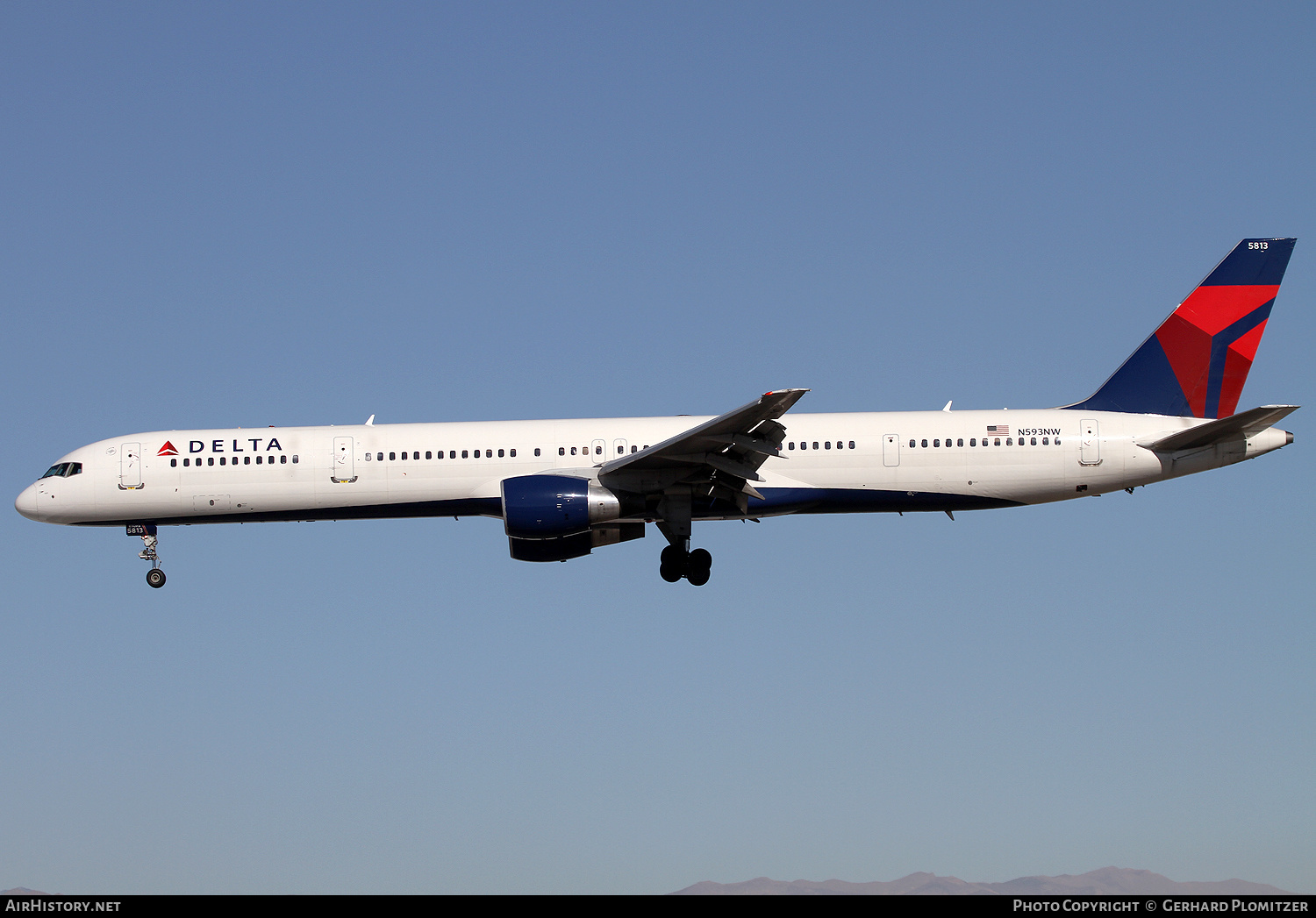 Aircraft Photo of N593NW | Boeing 757-351 | Delta Air Lines | AirHistory.net #424160