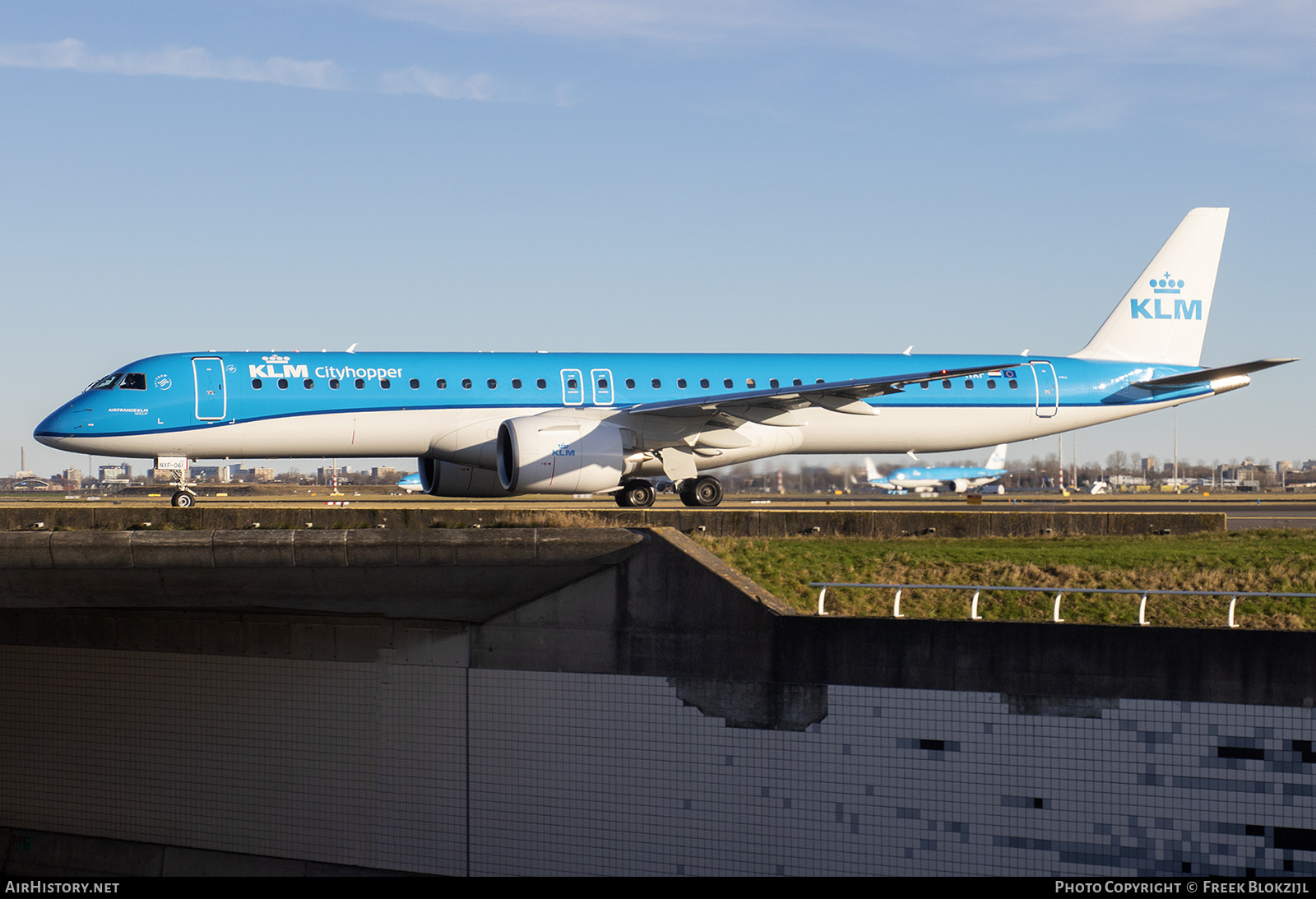 Aircraft Photo of PH-NXF | Embraer 195-E2 (ERJ-190-400) | KLM Cityhopper | AirHistory.net #424245
