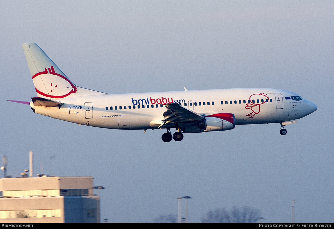 Aircraft Photo of G-TOYH | Boeing 737-36N | Bmibaby | AirHistory.net #424420