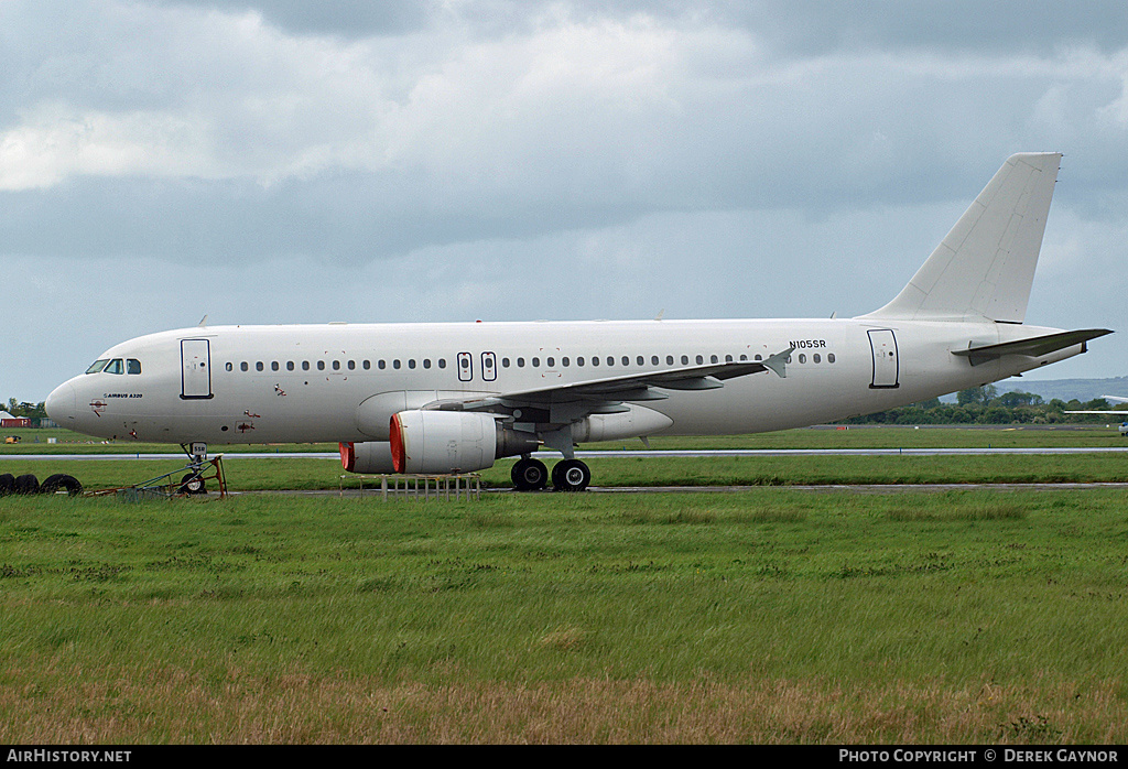 Aircraft Photo of N105SR | Airbus A320-214 | AirHistory.net #424469