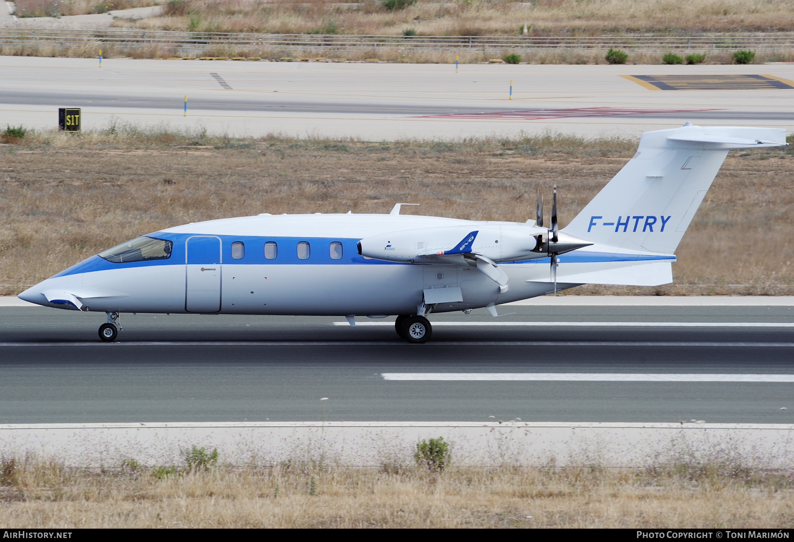 Aircraft Photo of F-HTRY | Piaggio P-180 Avanti Evo | AirHistory.net #424475