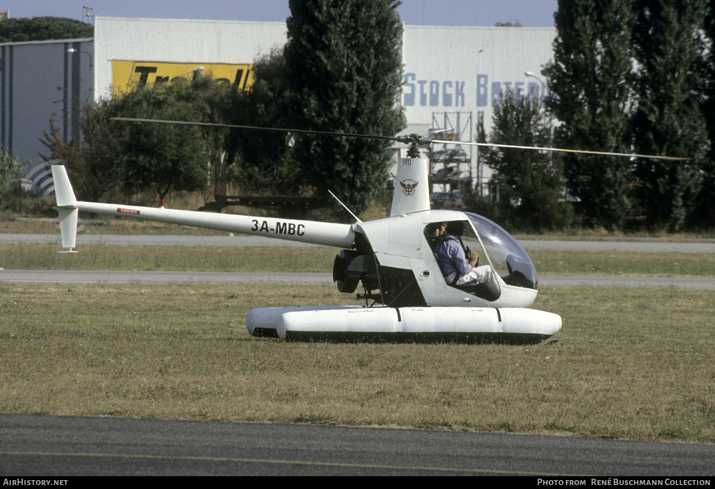 Aircraft Photo of 3A-MBC | Robinson R-22 Mariner | Aéroclub de Monaco | AirHistory.net #424626