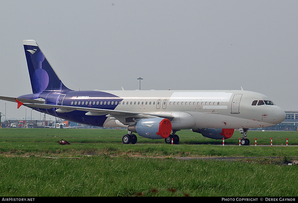 Aircraft Photo of OE-IAX | Airbus A320-214 | AirHistory.net #424702