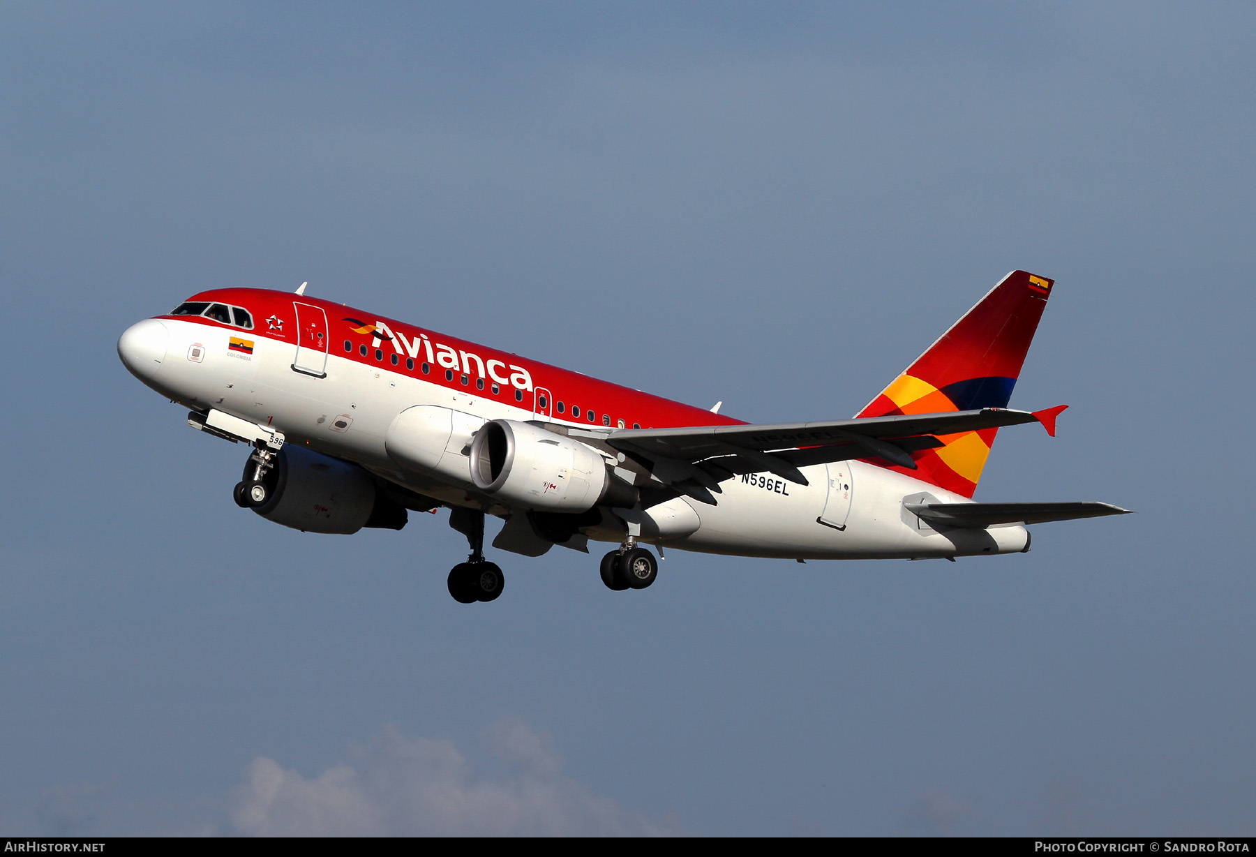 Aircraft Photo of N596EL | Airbus A318-111 | AirHistory.net #424720