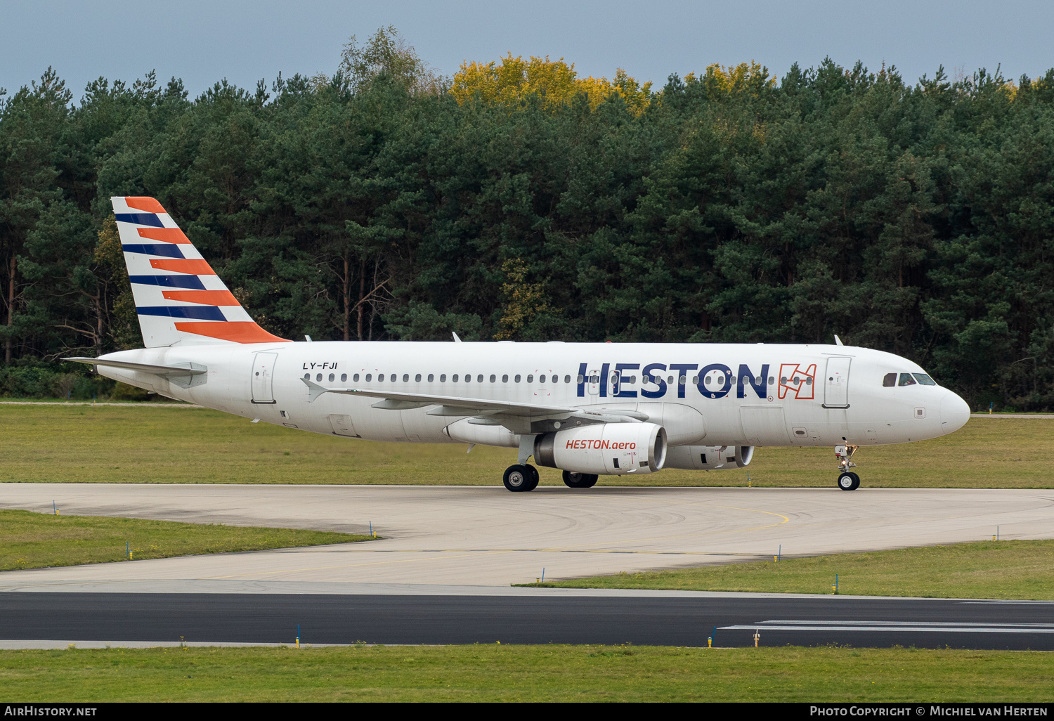Aircraft Photo of LY-FJI | Airbus A320-232 | Heston Airlines | AirHistory.net #424872