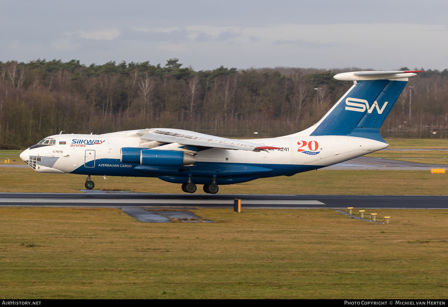 Aircraft Photo of 4K-AZ41 | Ilyushin Il-76TD | SilkWay Azerbaijan Cargo | AirHistory.net #424879