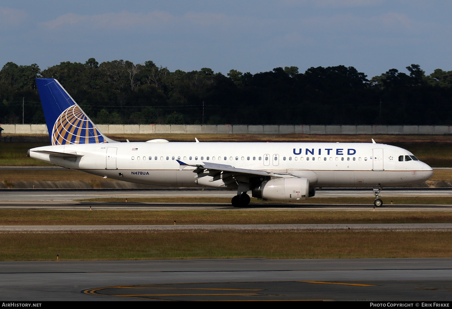 Aircraft Photo of N478UA | Airbus A320-232 | United Airlines | AirHistory.net #424886